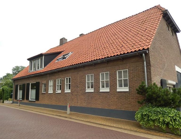 300 m² huis met 4 slaapkamers in Hank - Afbeelding 10
