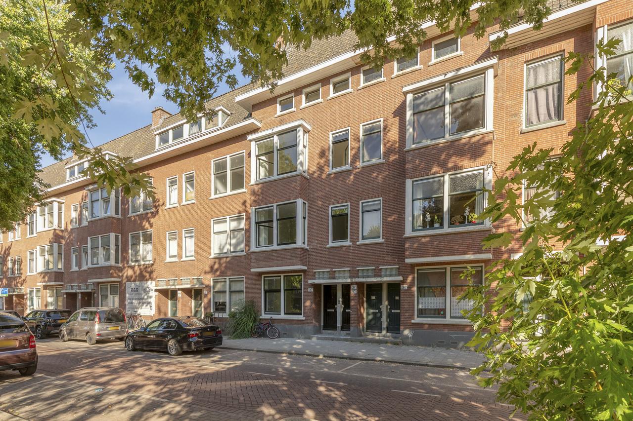 Huurappartement in Bloemhof, Rotterdam - Afbeelding 1