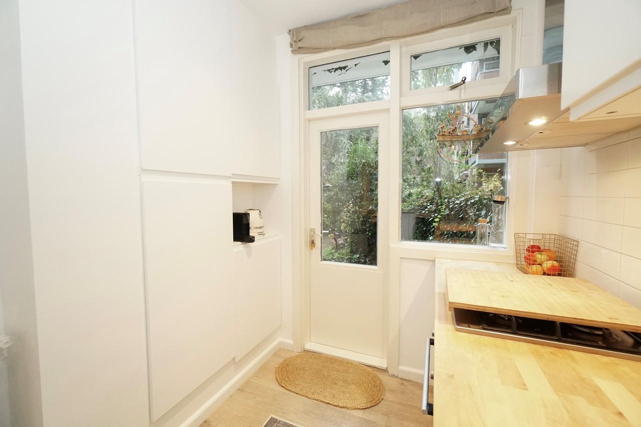 Gemeubileerd 3-slaapkamerappartement met tuin - Afbeelding 8