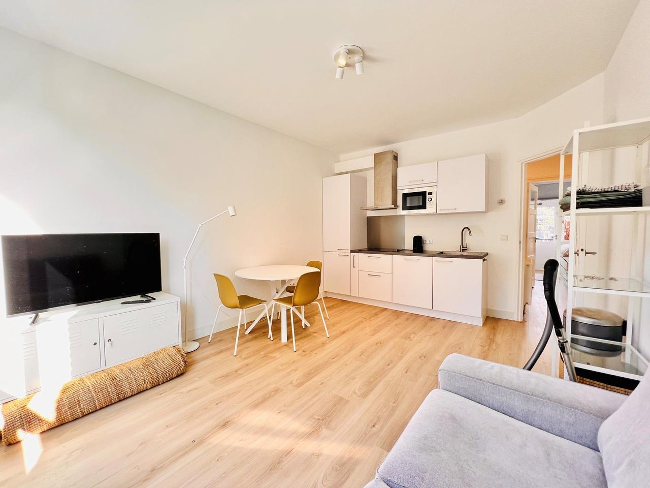 Gemeubileerd 3-kamerappartement met balkon - Afbeelding 6