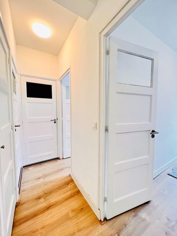 Gemeubileerd 3-kamerappartement met balkon - Afbeelding 11