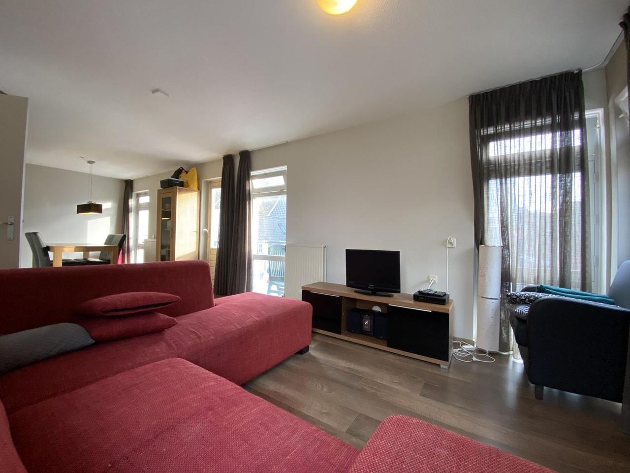 Gemeubileerd 3-kamerappartement met 3 balkons - Afbeelding 5
