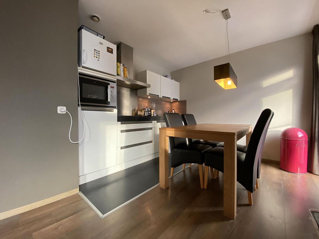 Gemeubileerd 3-kamerappartement met 3 balkons - Afbeelding 7