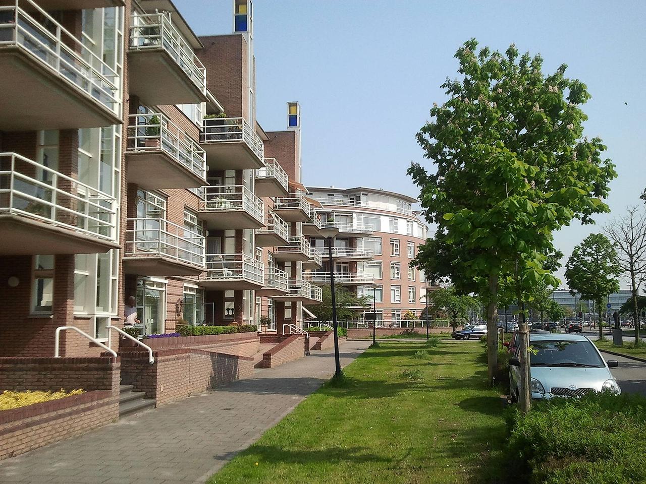 110 m² apartment with large terrace - Image 2