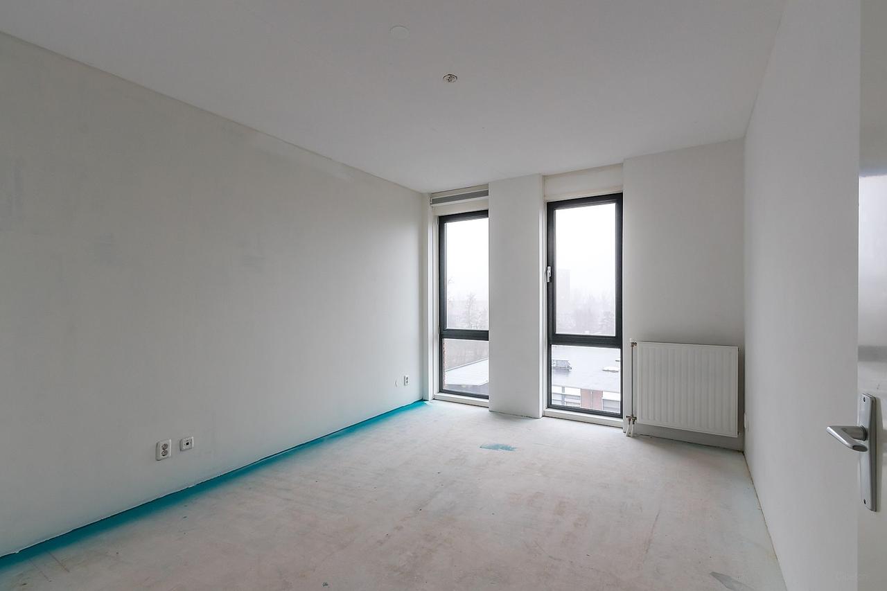 90 m² apartment with balcony in Gouda - Image 7