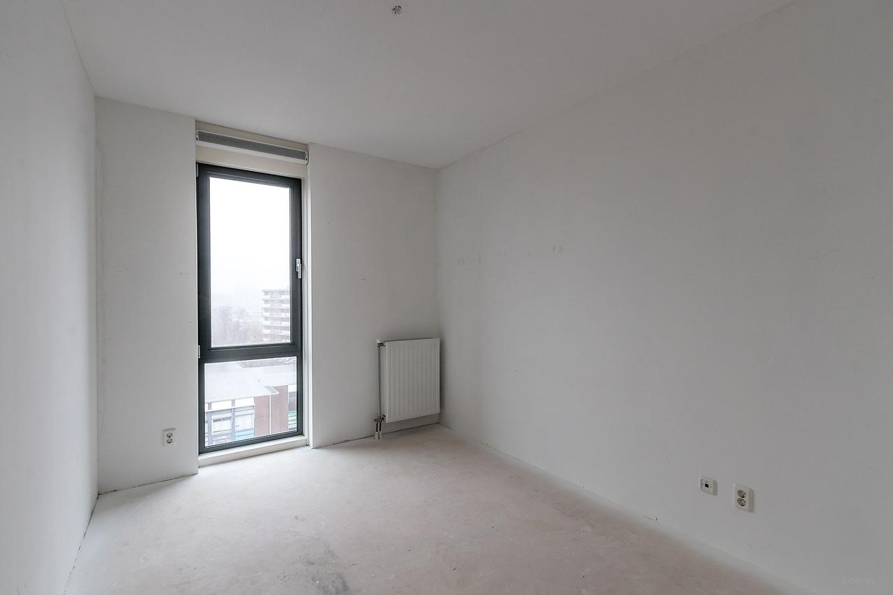 90 m² apartment with balcony in Gouda - Image 8