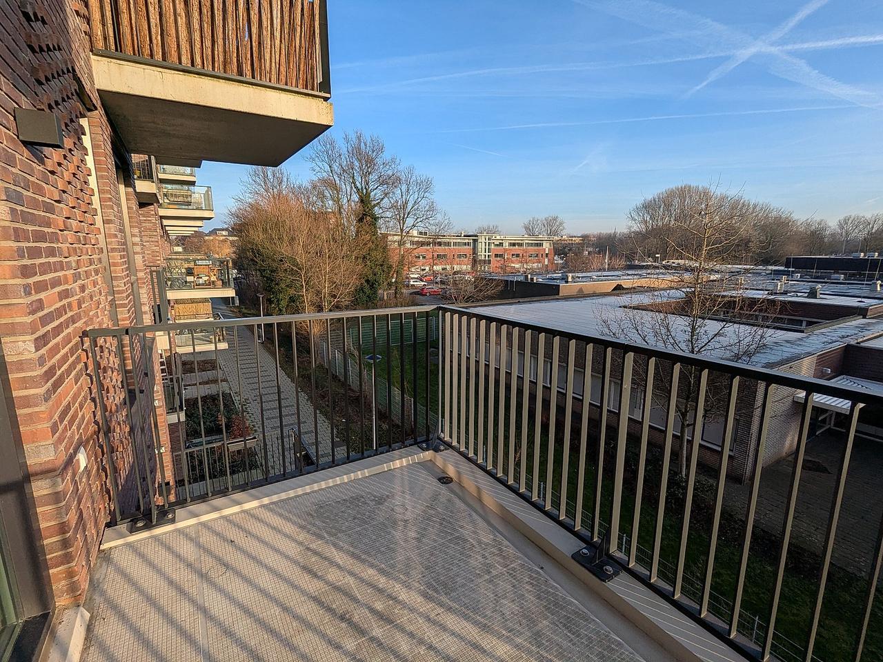 A++ Apartment with Balcony in Delft - Image 3