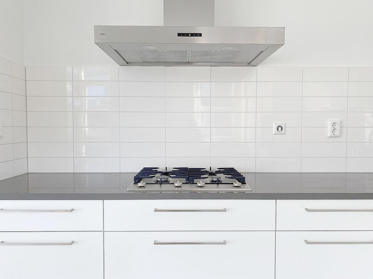 99 m² appartement met balkon en parkeren - Afbeelding 4