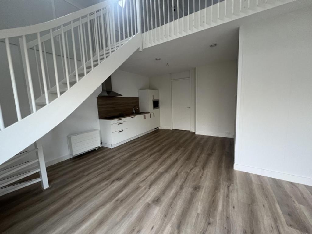 Energy-efficient living with ground-floor bedroom - Image 1