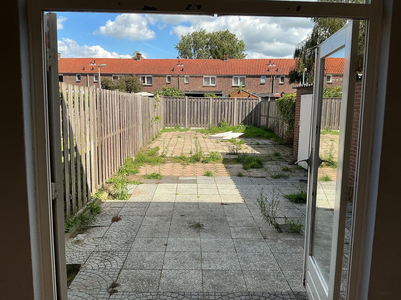 Single-Family Home with Garden in Almelo - Image 2