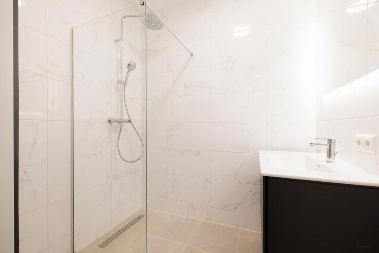 74 m² appartement met hoge plafonds - Afbeelding 3