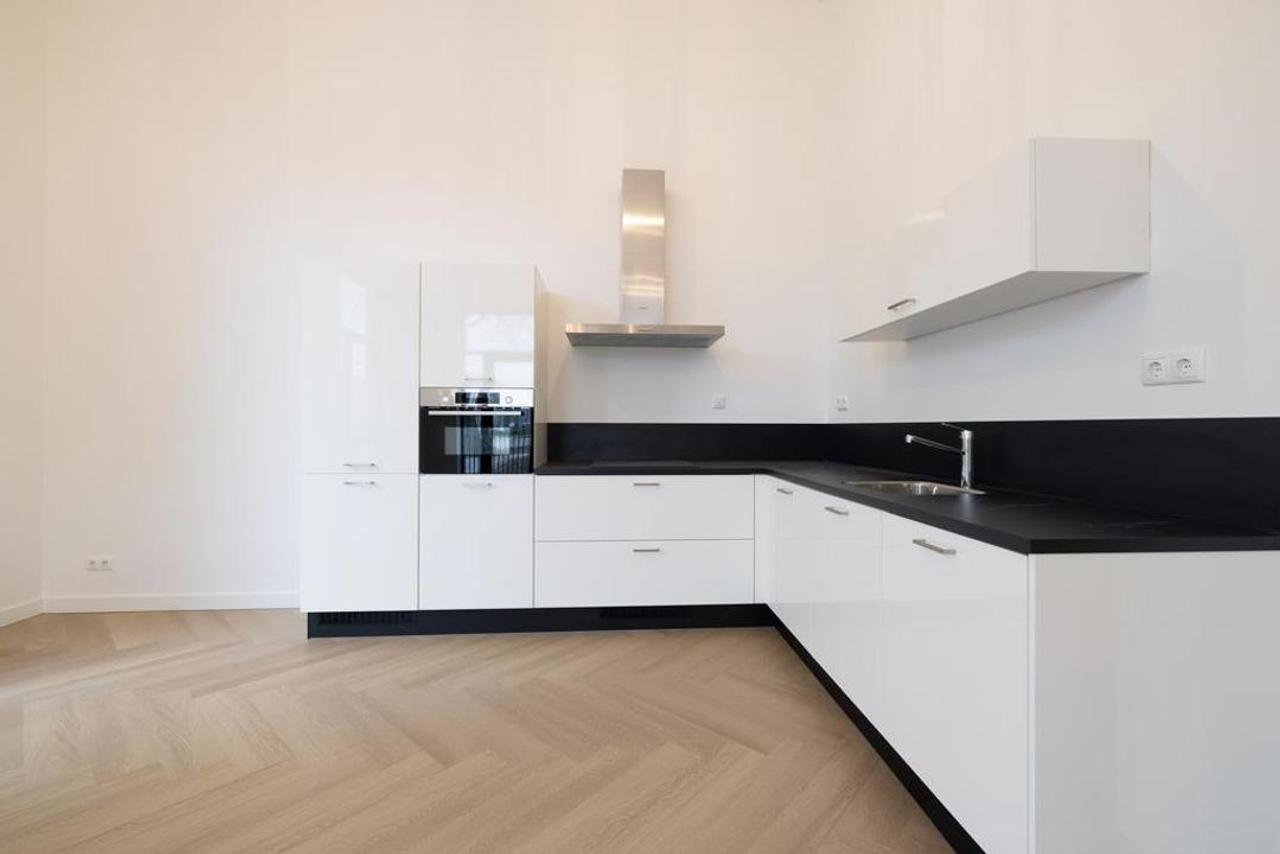 74 m² appartement met hoge plafonds - Afbeelding 10