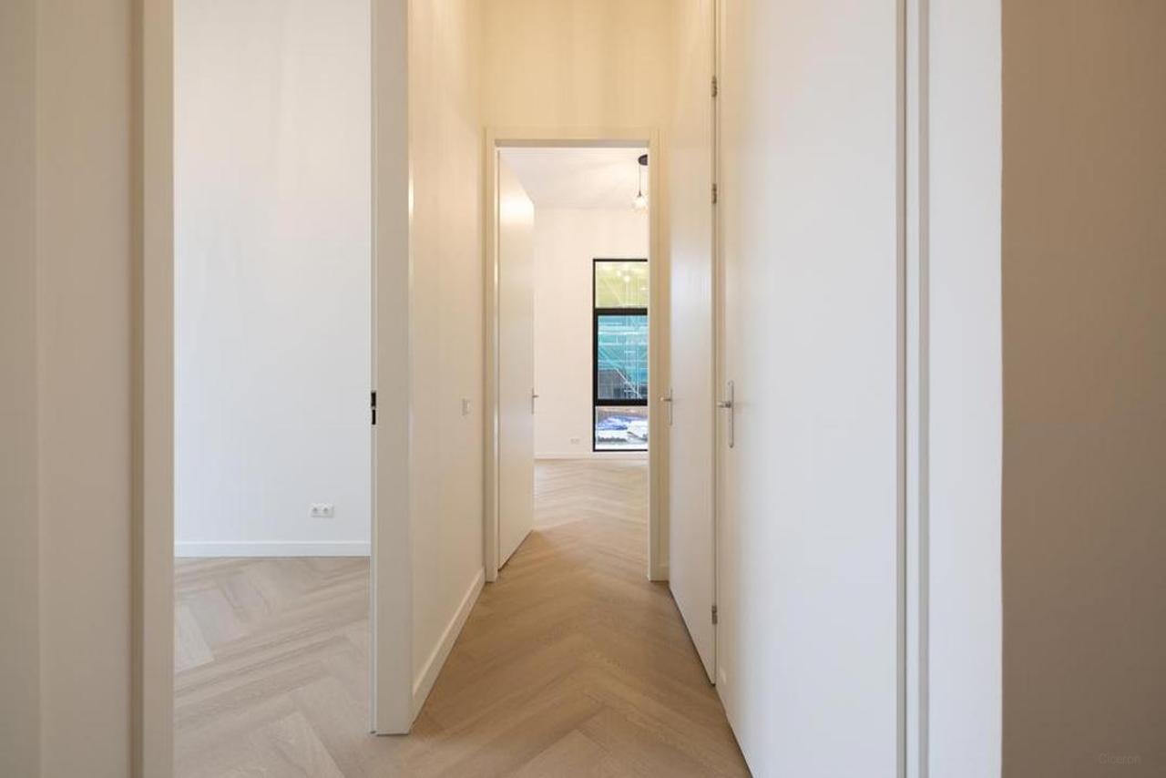 74 m² appartement met hoge plafonds - Afbeelding 14