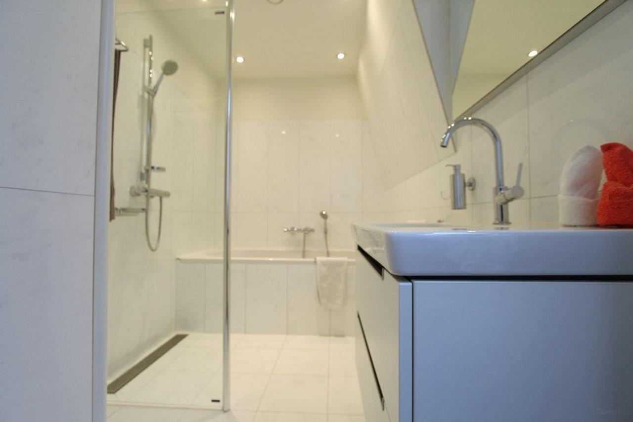 Gemeubileerd 3-kamerappartement bij de Amstel - Afbeelding 14