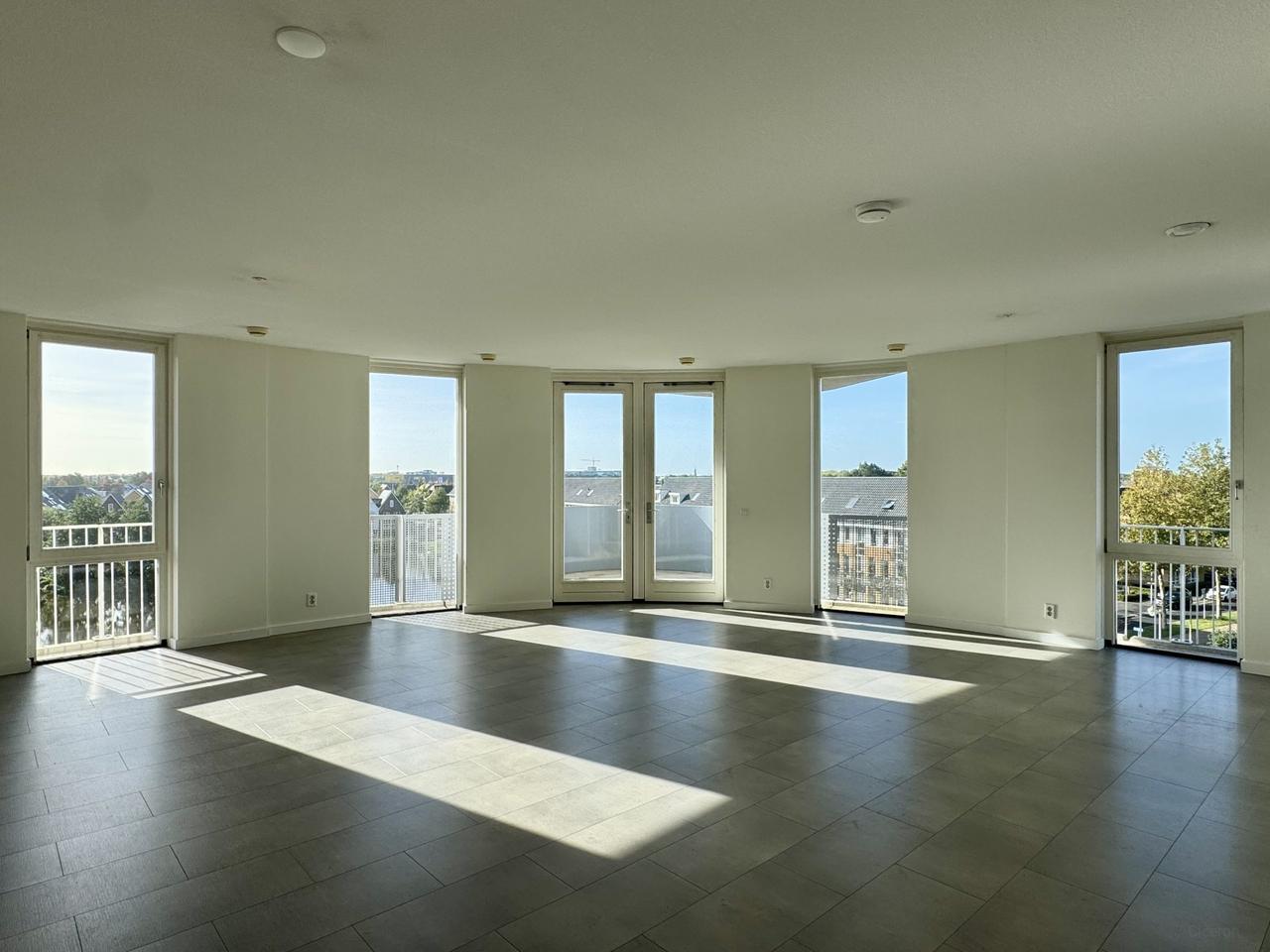 123 m² appartement met balkon - Afbeelding 2