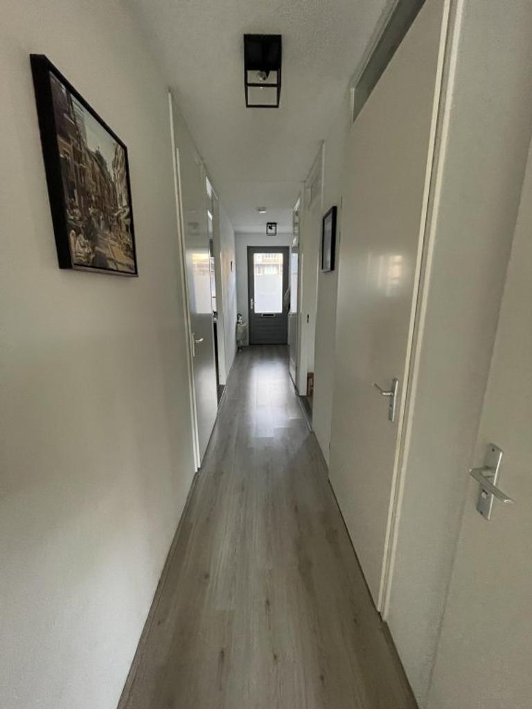 95 m² appartement met balkon en parkeerplek - Afbeelding 3