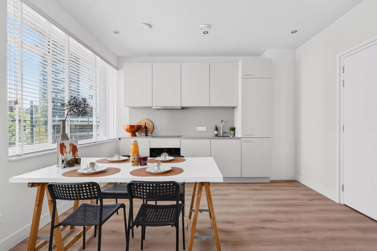 Gemeubileerd 3-kamerappartement met dakterras - Afbeelding 3