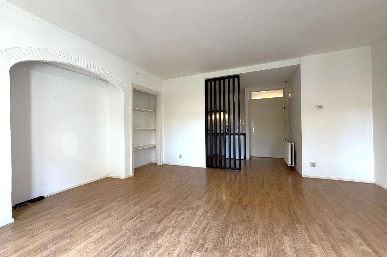 2-kamerappartement met balkon aan singel - Afbeelding 3