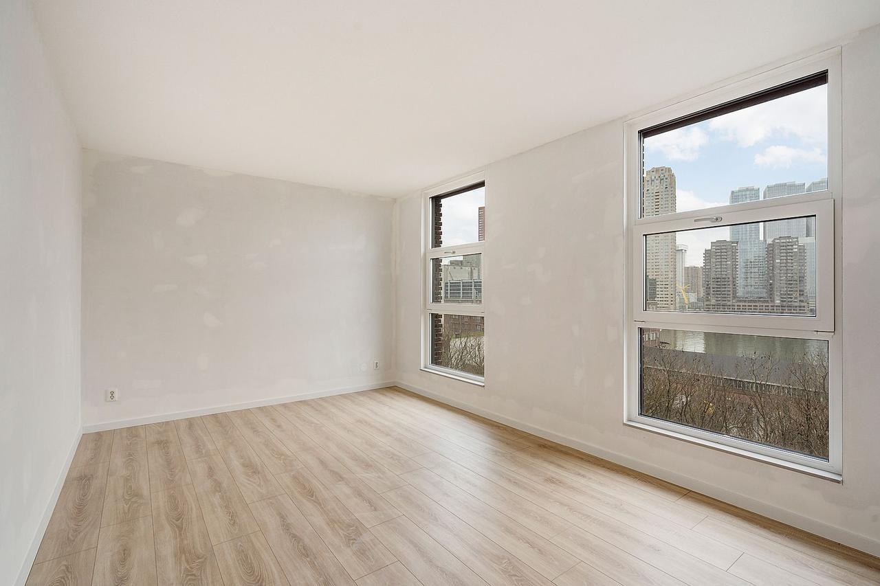 99 m² apartment with 2 bedrooms - Image 6