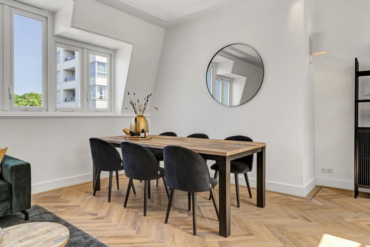 Furnished 3-Room Apartment with Terrace - Image 11