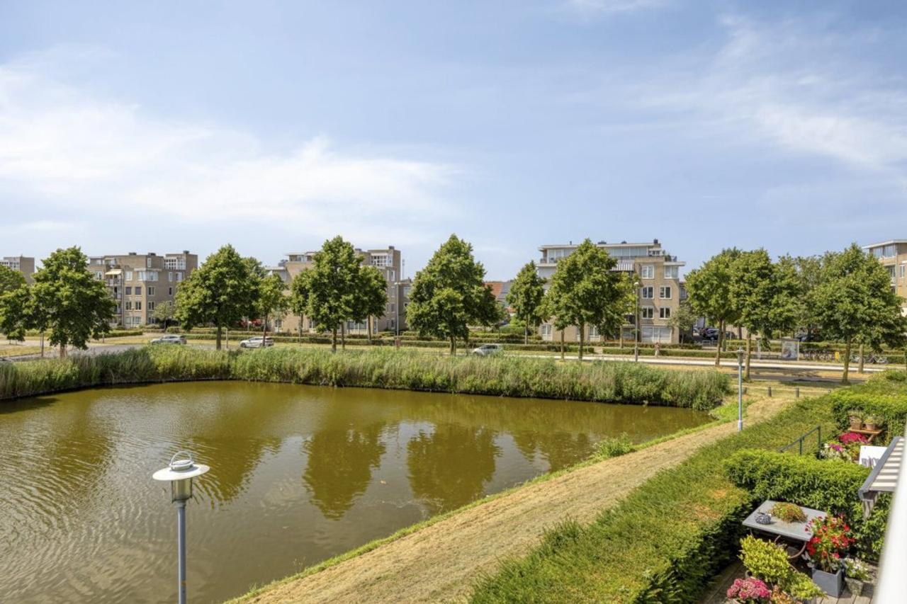 2-Bedroom Apartment with Balcony in Velserbroek - Image 8