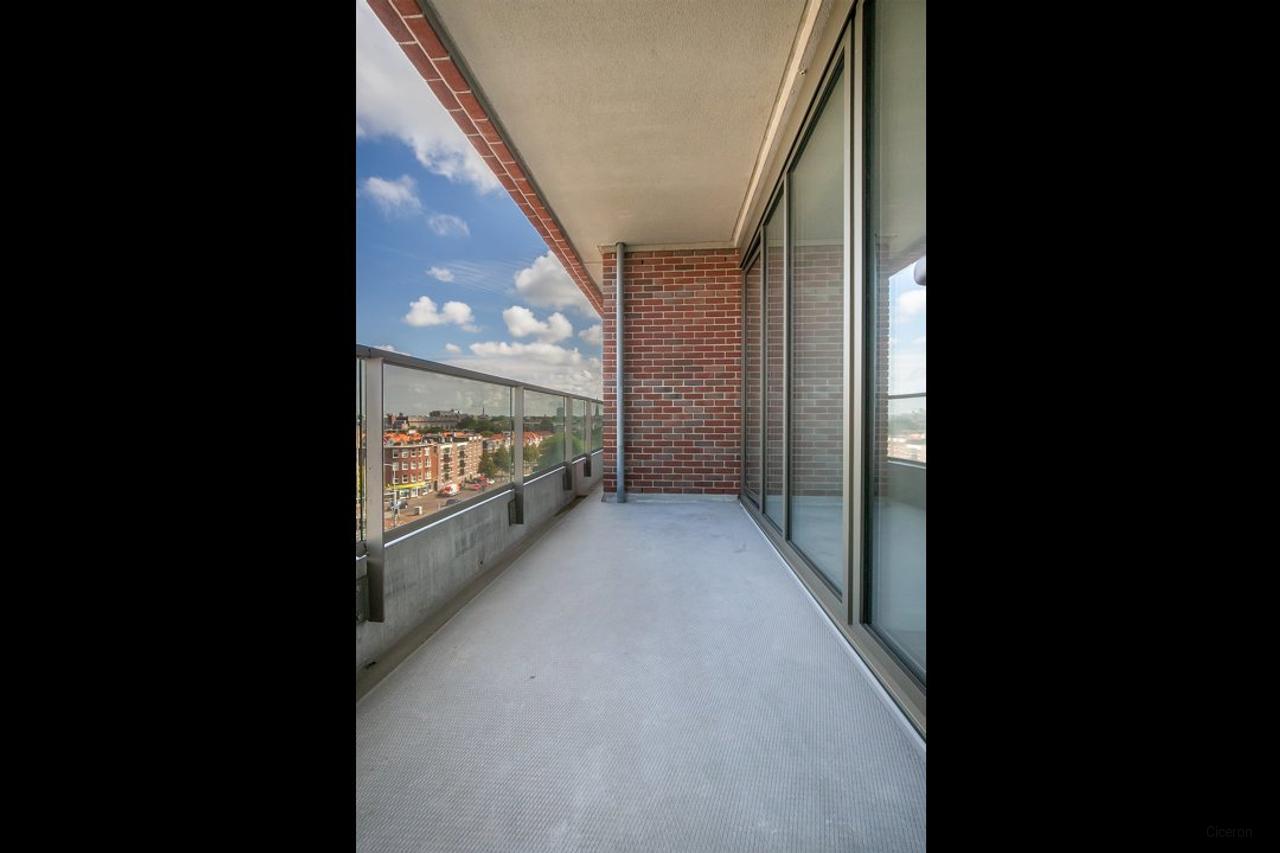 A+++ apartment with balcony in The Hague - Image 8