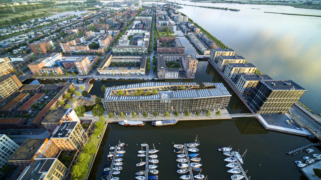 Energy-efficient 45 m² studio in IJburg - Image 3