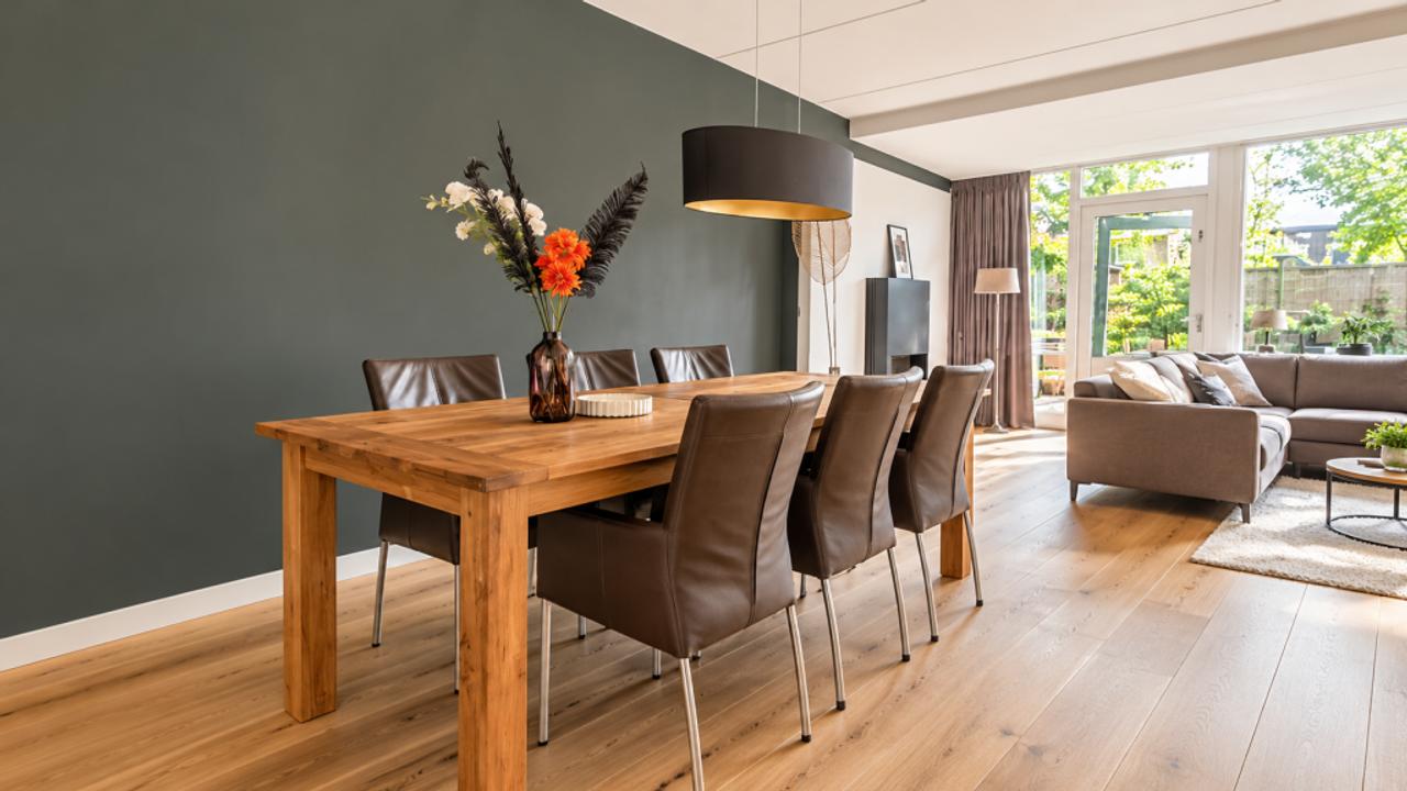 Furnished Home with 4 Bedrooms - Image 4