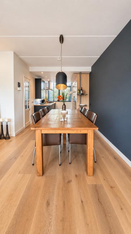 Furnished Home with 4 Bedrooms - Image 5