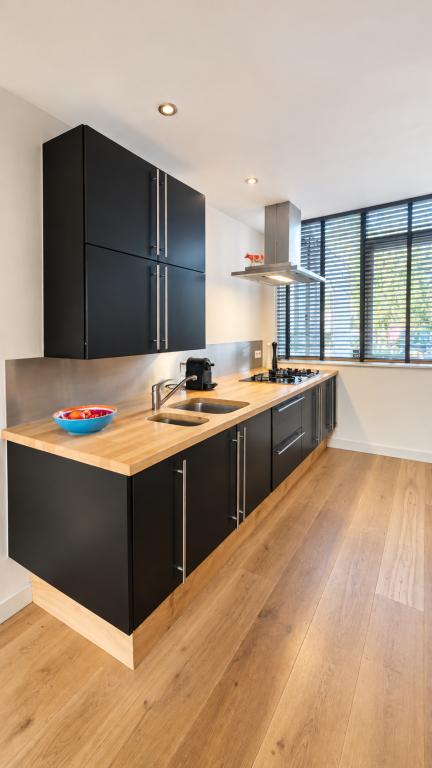 Furnished Home with 4 Bedrooms - Image 13