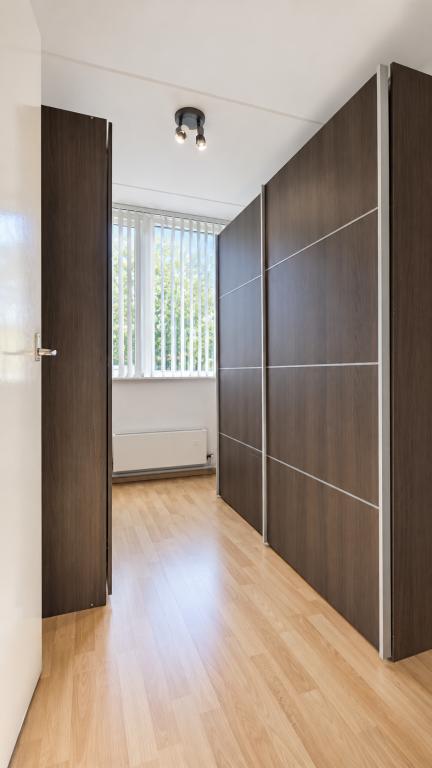 Furnished Home with 4 Bedrooms - Image 21