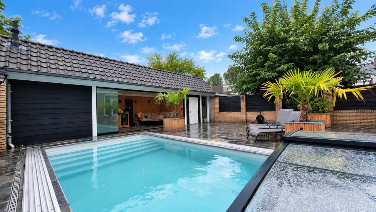 163 m² hoekwoning met zwembad in Sliedrecht - Afbeelding 8