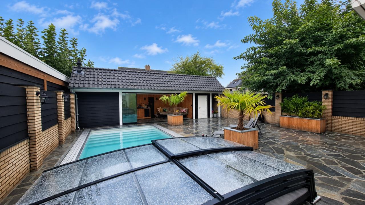 163 m² hoekwoning met zwembad in Sliedrecht - Afbeelding 10