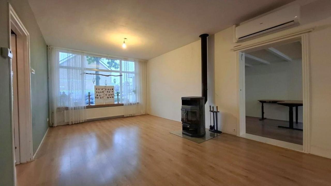 163 m² hoekwoning met zwembad in Sliedrecht - Afbeelding 15