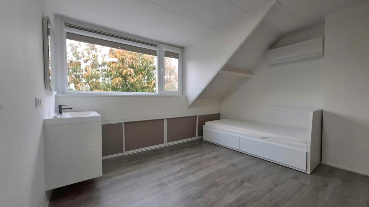 163 m² hoekwoning met zwembad in Sliedrecht - Afbeelding 22