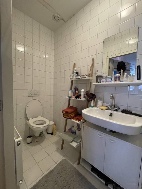 Studio met hoge plafonds in Groningen - Afbeelding 4