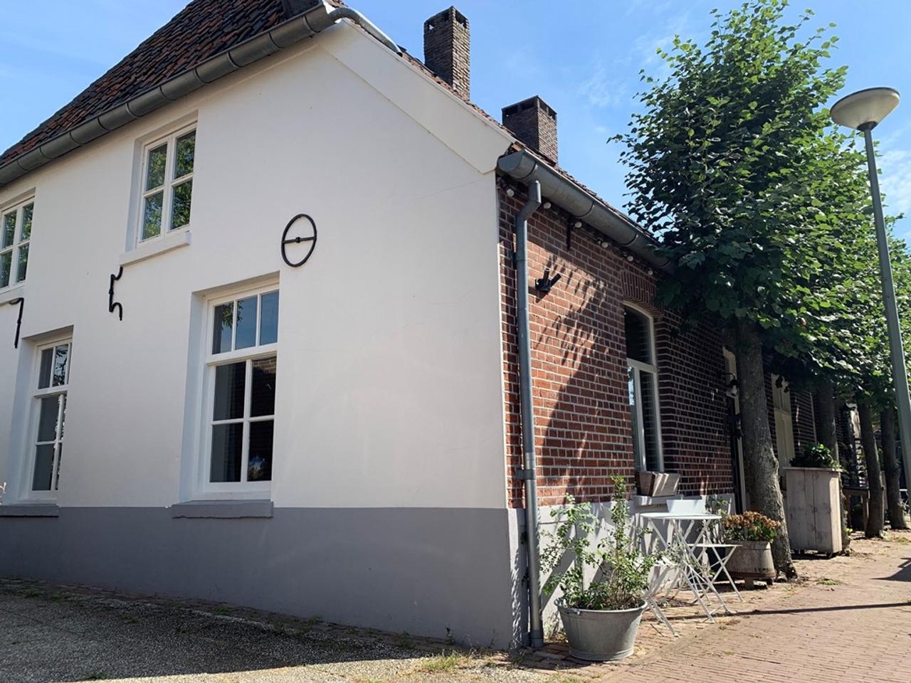 Gemeubileerd huis met tuin in Mook - Afbeelding 1