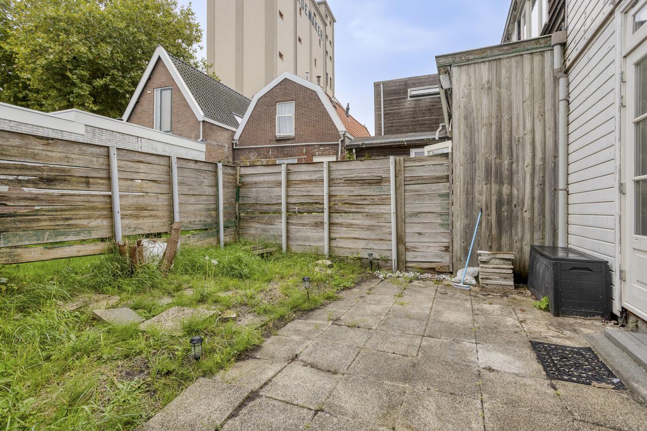Private garden with 87 m² of living space in Zaandam - Image 21
