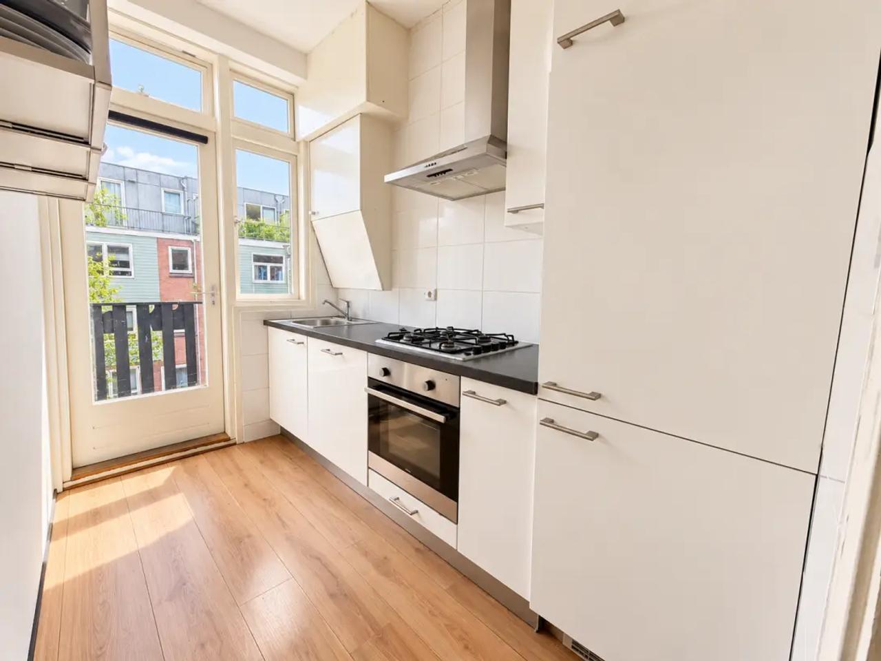 3-slaapkamerappartement voor studenten - Afbeelding 2