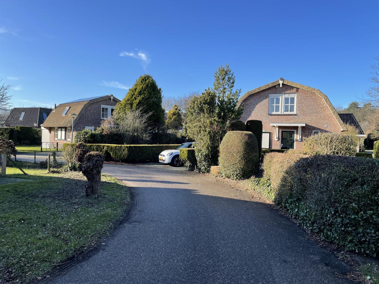 Detached Living Near Dunes and Sea - Image 3
