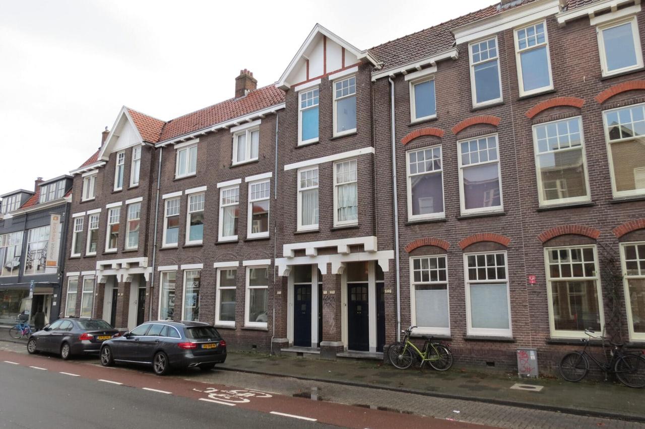Gemeubileerd appartement met zonnig balkon - Afbeelding 1