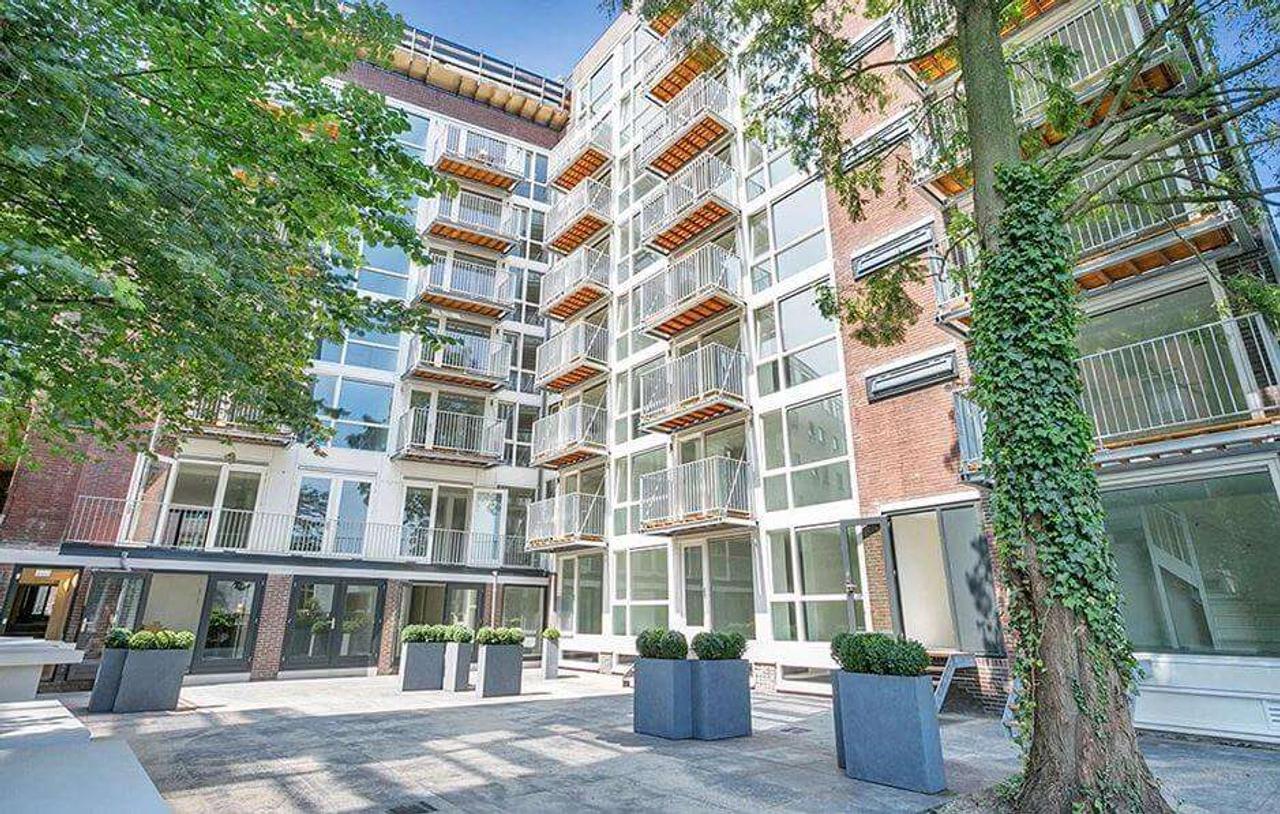 Gemeubileerd 2-kamerappartement met balkon - Afbeelding 1