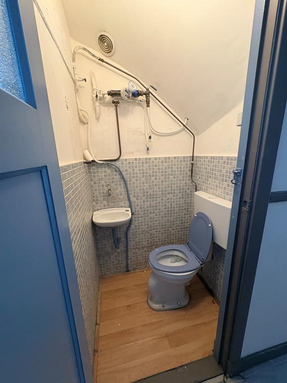 93 m² dubbel bovenhuis met 2 balkons - Afbeelding 15