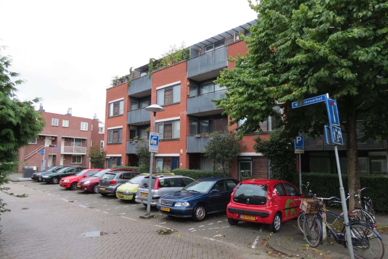 Penthouse with Rooftop Terrace in Watervogelbuurt - Image 1