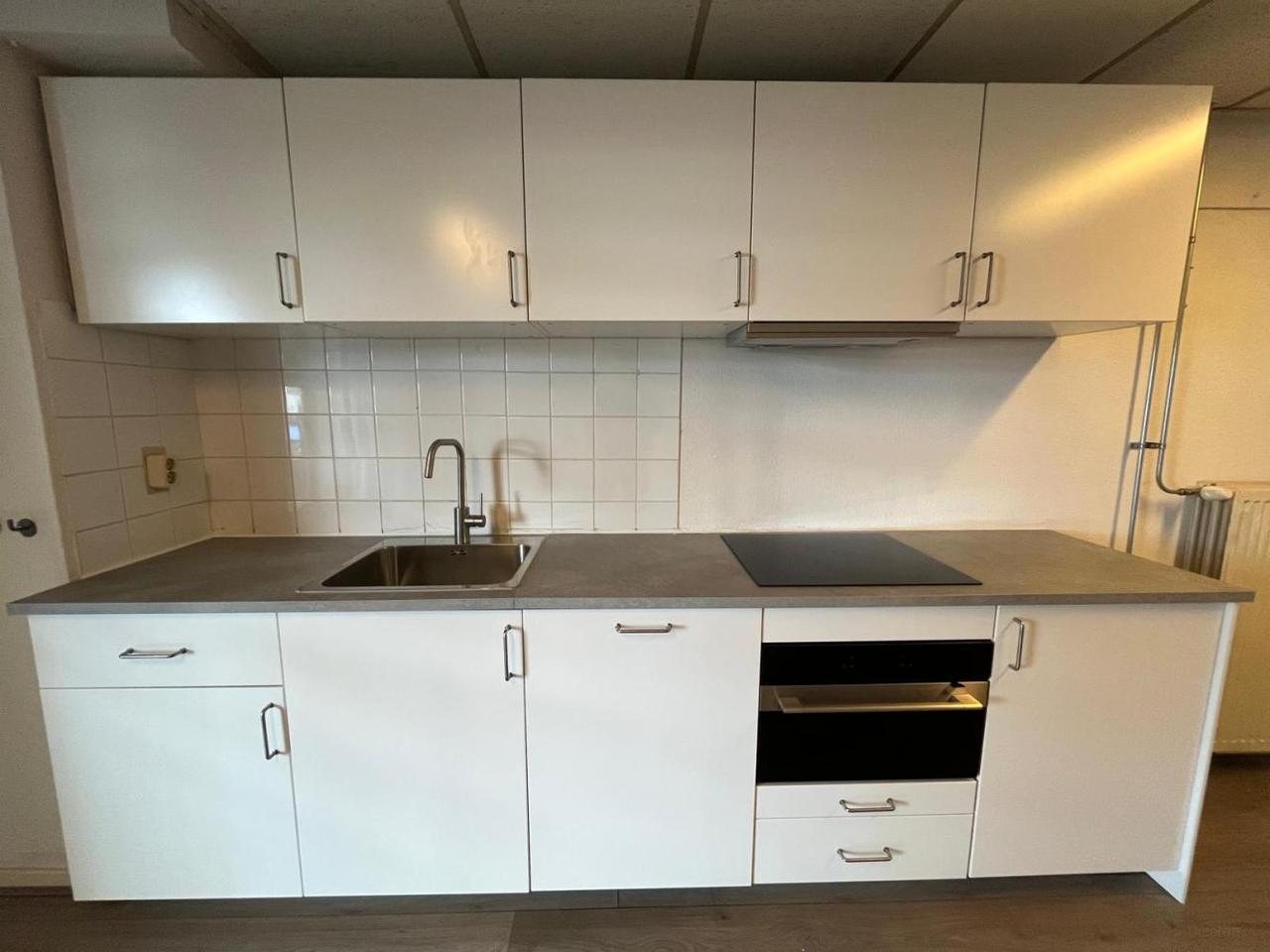 20 m² semi-studio with private kitchen - Image 7