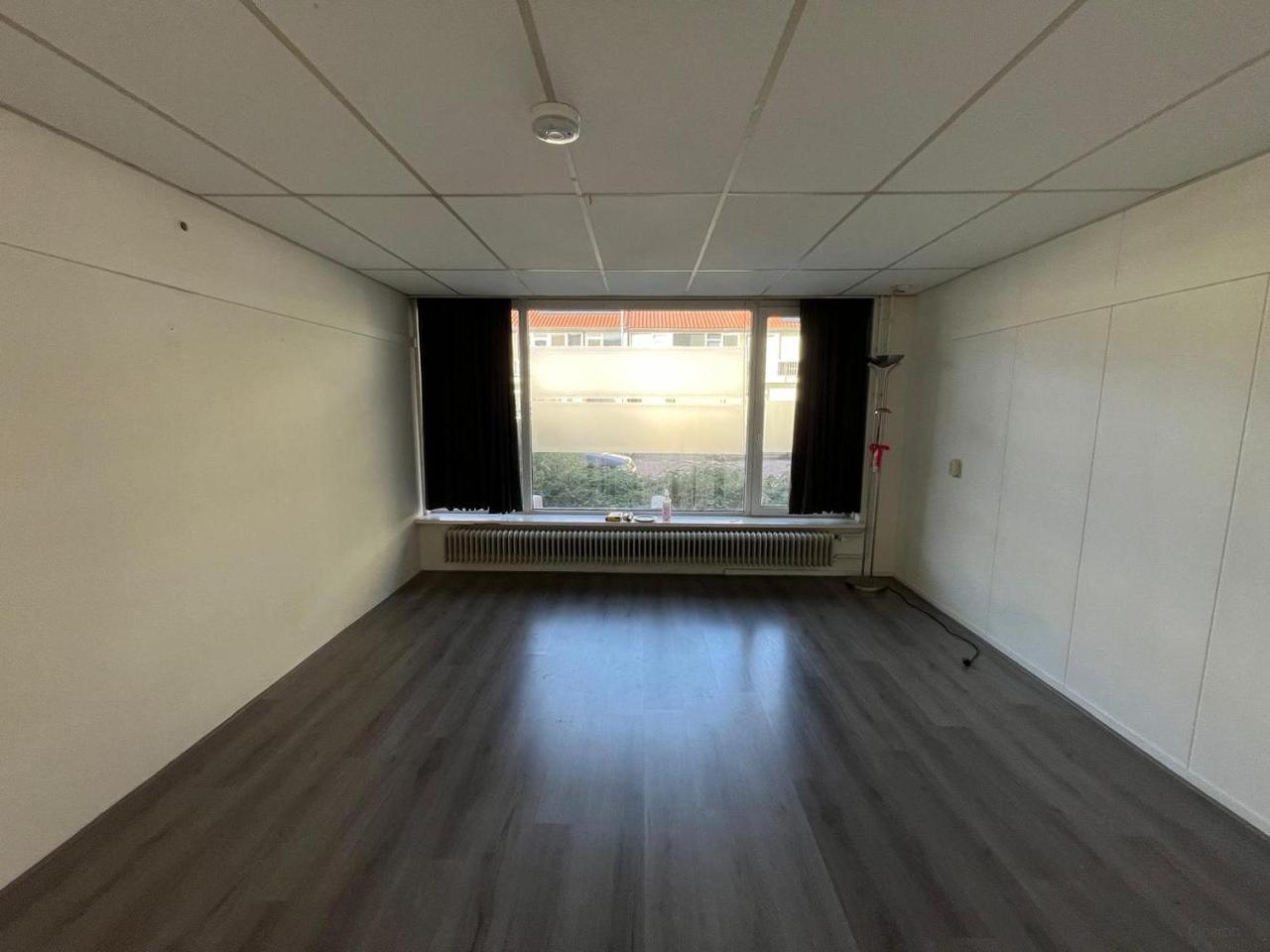 Kamer van 18 m² in Tilburg vanaf 1 november - Afbeelding 3