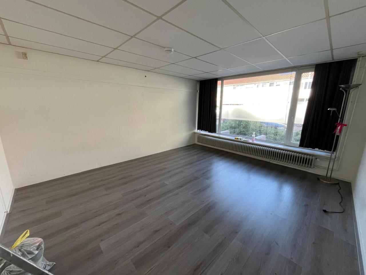 Kamer van 18 m² in Tilburg vanaf 1 november - Afbeelding 4