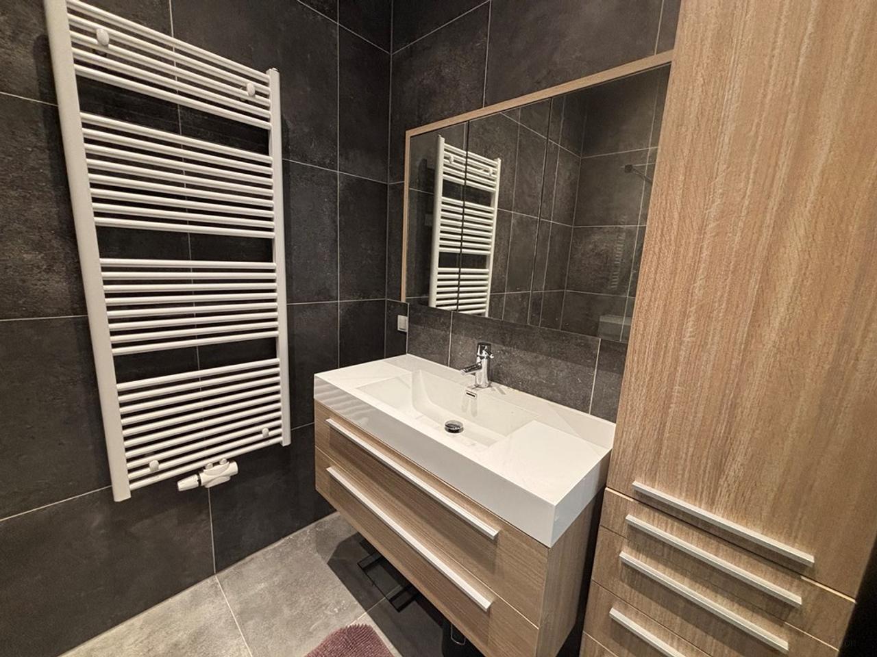 Gemeubileerd 3-kamerappartement bij Oosterpark - Afbeelding 9