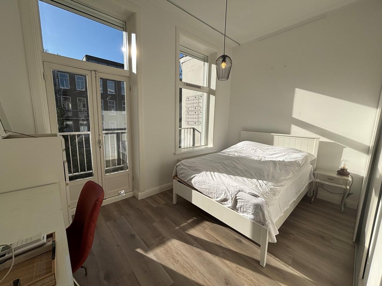 Gemeubileerd 3-kamerappartement bij Oosterpark - Afbeelding 13