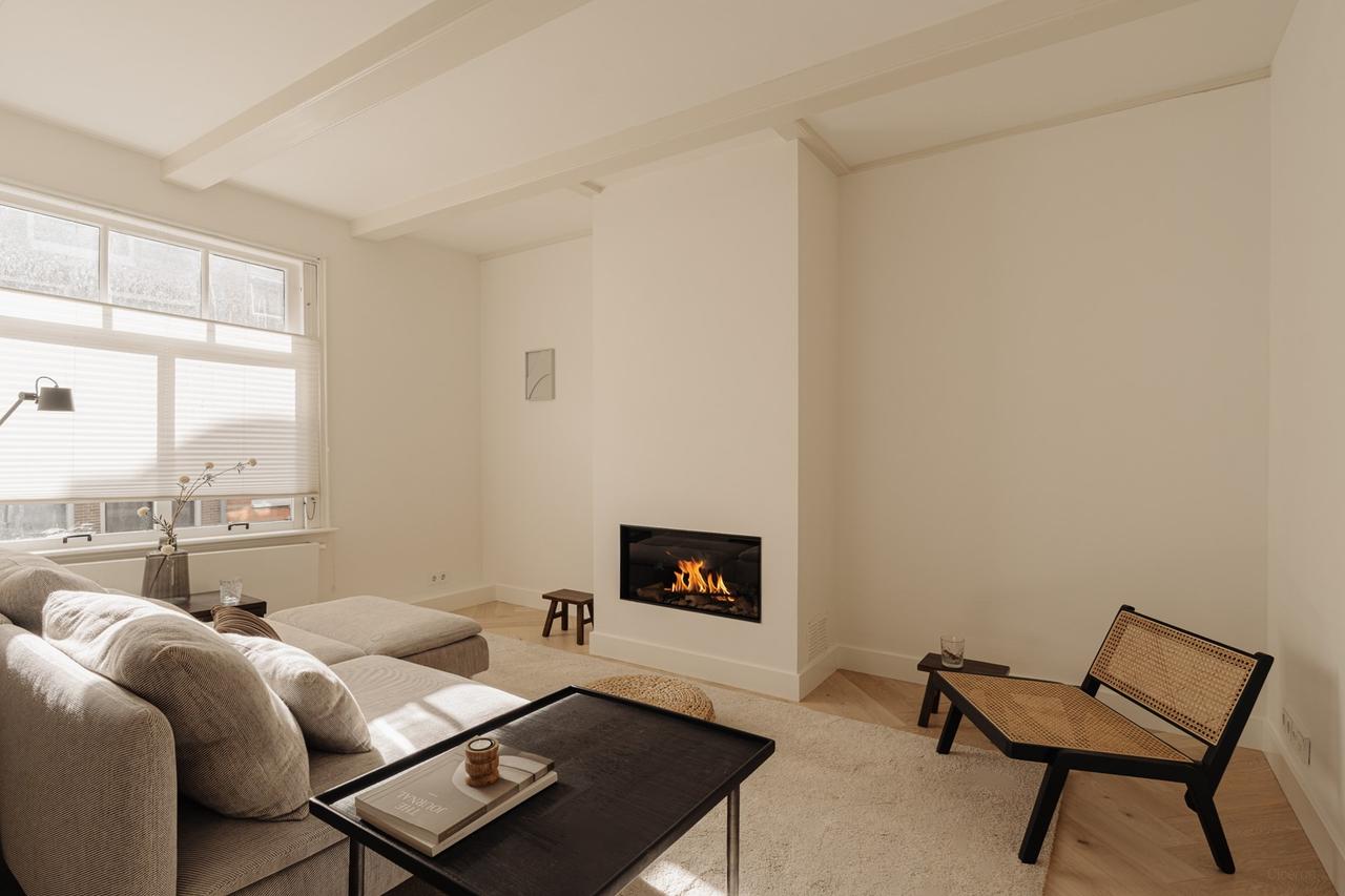 Furnished Canal Apartment with 2 Bedrooms - Image 7
